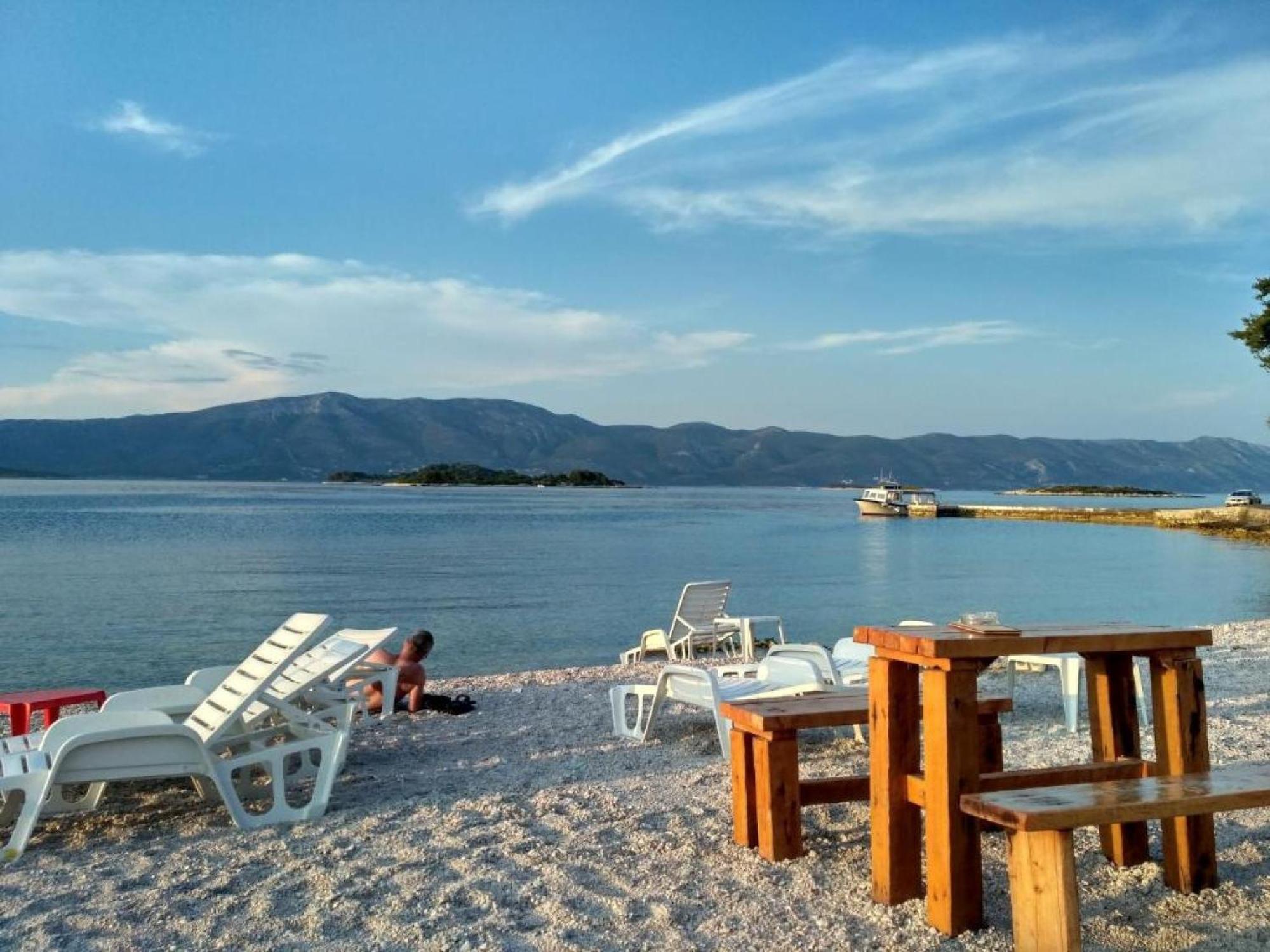 Lumbarda Resort Apartment Exterior foto