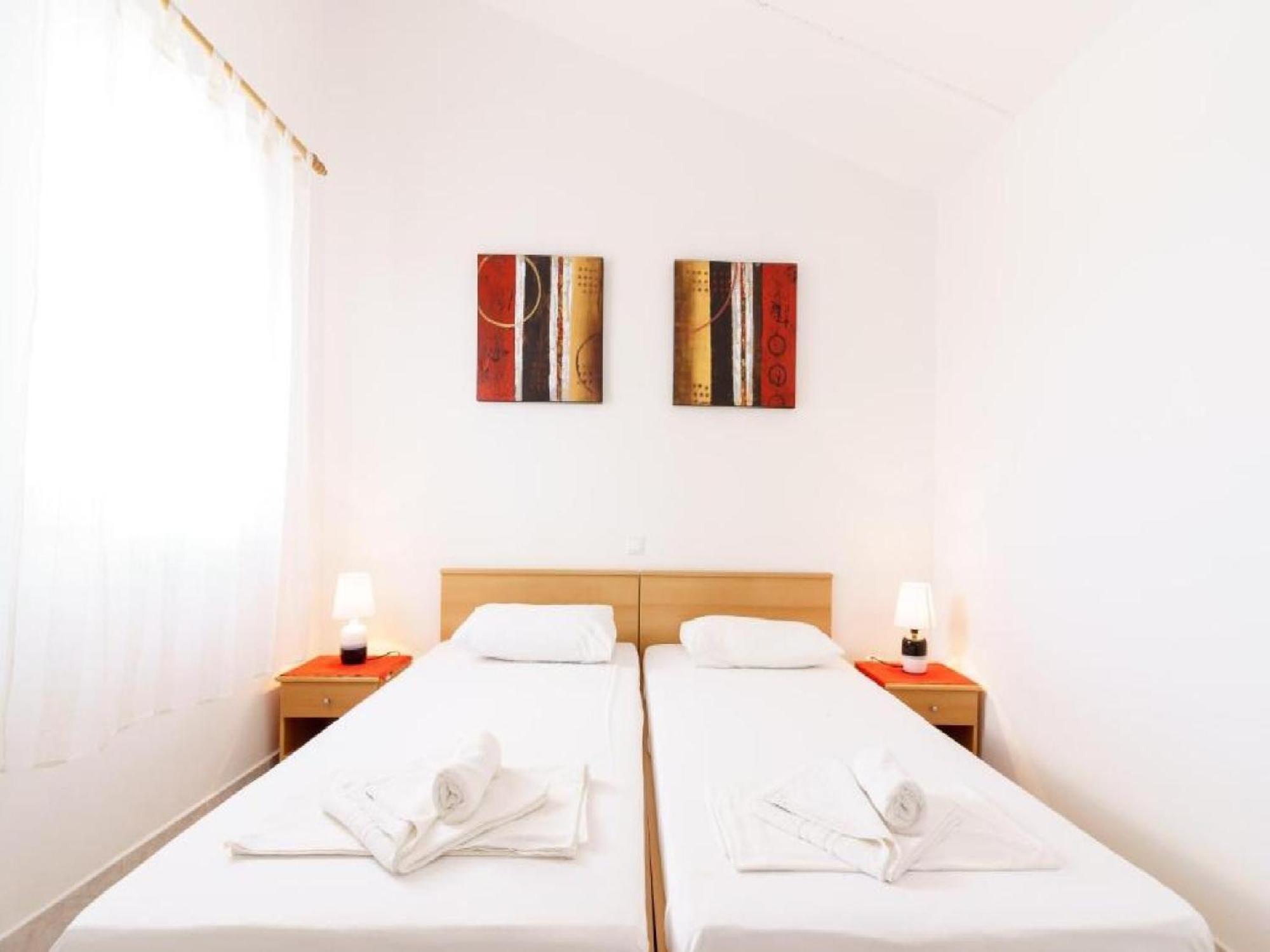 Lumbarda Resort Apartment Quarto foto